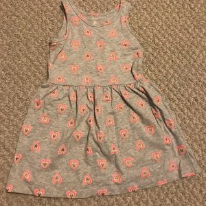 5/$20 Toddler Girl Gray Dress with Hearts